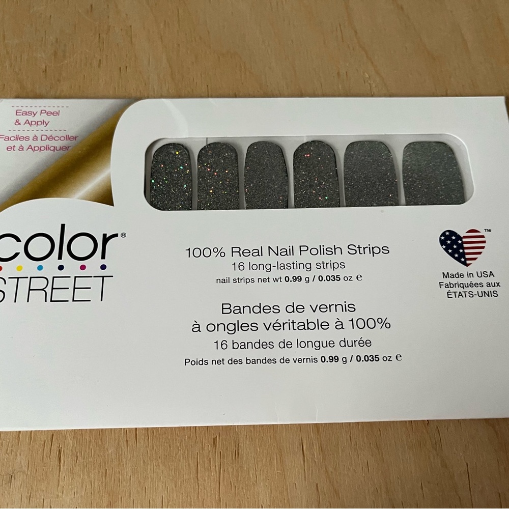 Color Street Nail Polish Strips in “Light Year”